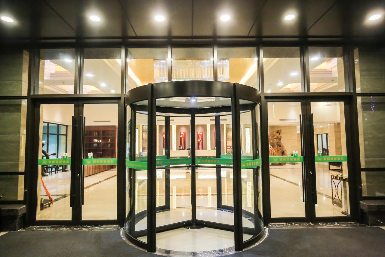 Xin Jue Jiayi Hotel Airport And International Resort Shanghái Exterior foto